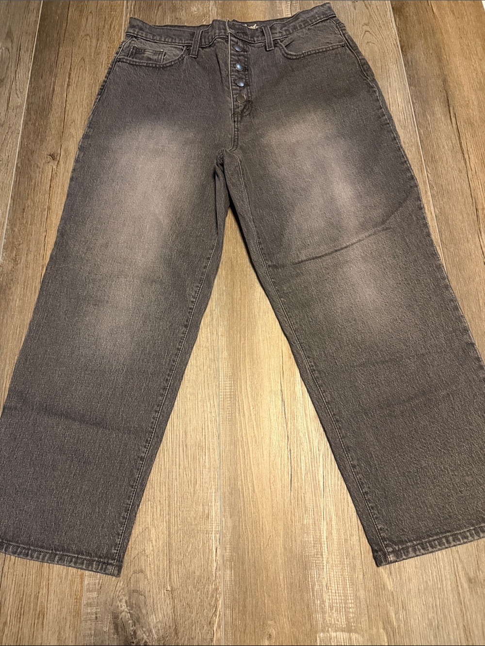 Universal Thread Vintage Straight-Leg Jeans in Washed Charcoal
